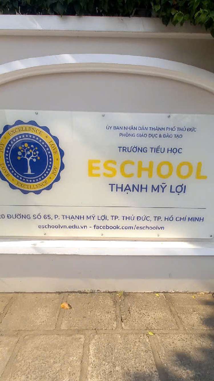 Projet de contrôle d’entrée - École internationale ESCHOOL - HCMC, VIETNAM