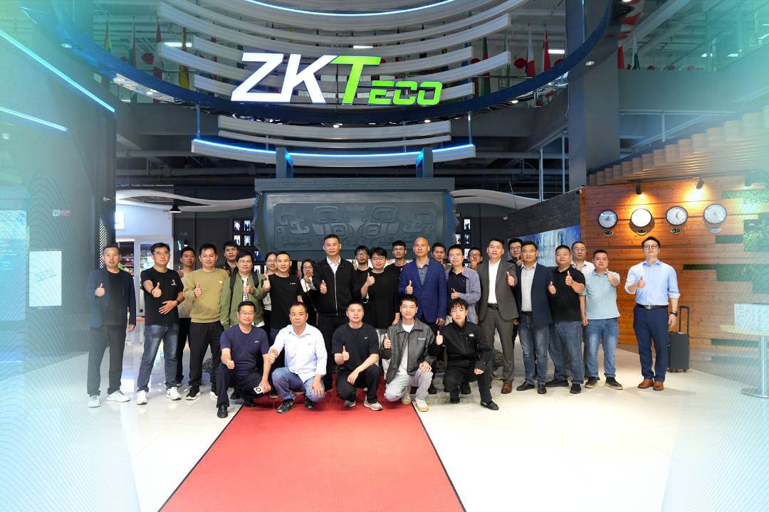 ZKTeco_CMOLO_Global_Innovation_Hub_Officially_Launched (3).jpg ZKTeco_CMOLO_Global_Innovation_Hub_Officially_Launched (3).jpg