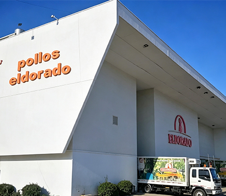 Pollos El Dorado Strengthens Security with an Advanced Pedestrian Access Control Solution
